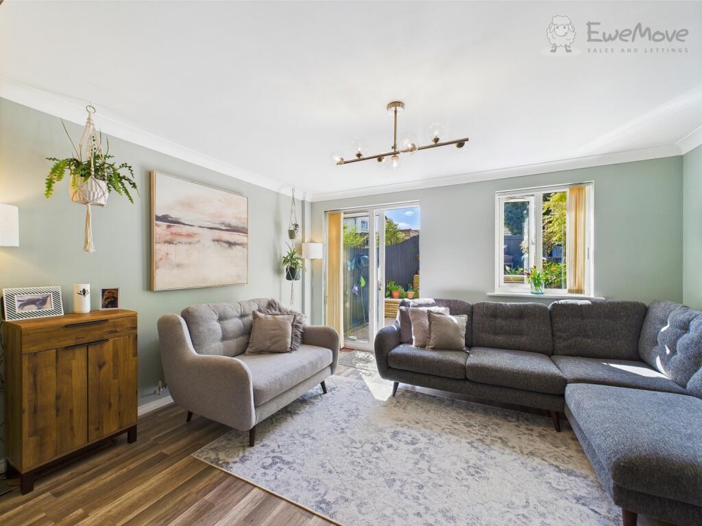 EweMove South Molton - Raleigh Mead - Living Area 