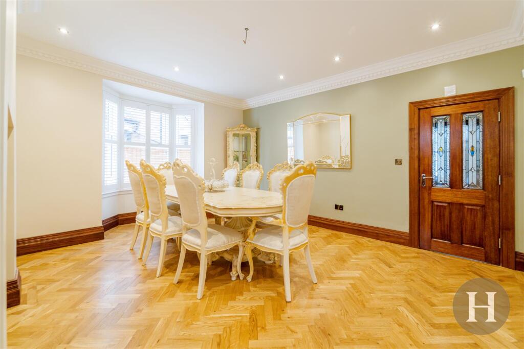 Hadleigh Estate Agents-12.jpg