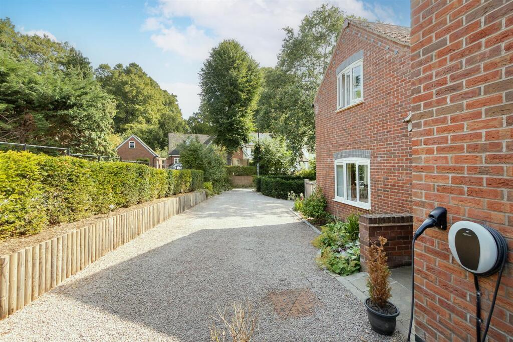 Secret Cottage, Brownsover (26).jpg