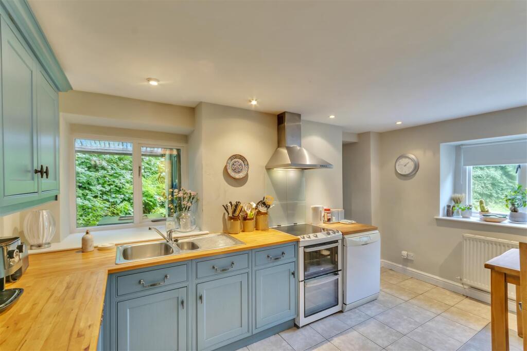 Kitchen/Breakfast Room