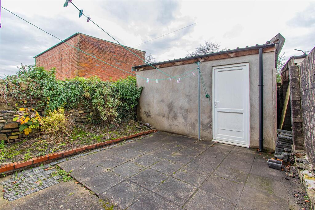 Mackintosh Place 199-15.jpg