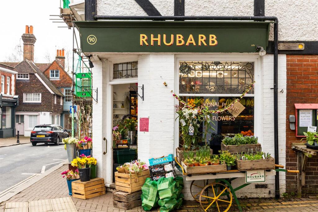 Rhubarb Grocers