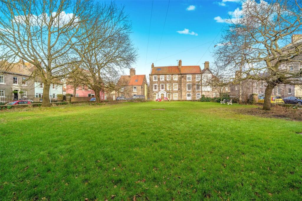 Palace Green