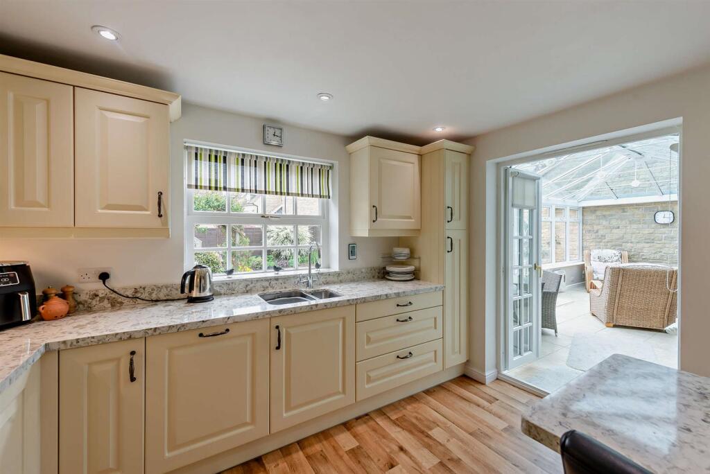 8644935-interior02-800.jpg