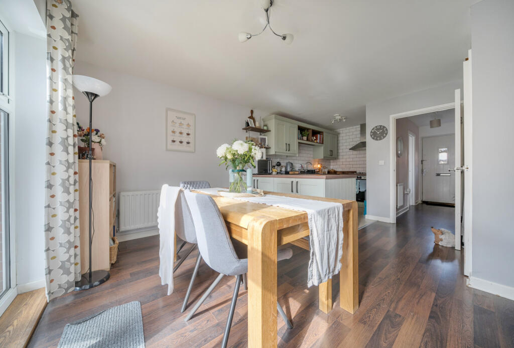 1348318-5-68cd67e...