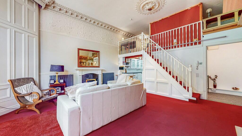 Lounge and mezzanine
