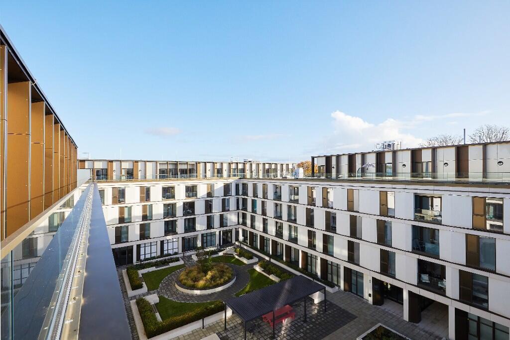 Hewitts Way, Walton-On-Thames, Surrey, KT12