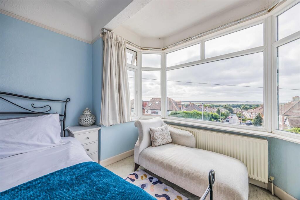 97 Woodfield Avenue, Drayton-Small-PorticoMarketin