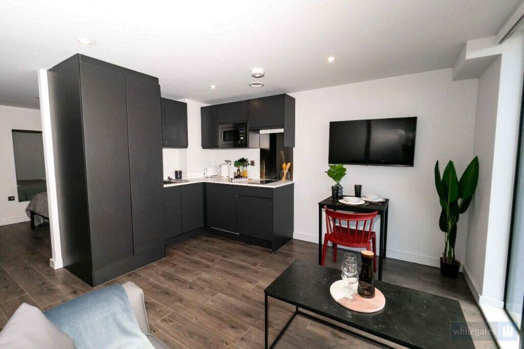 Studio Flat