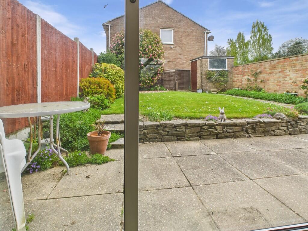 CAM05068G0-PR0015...