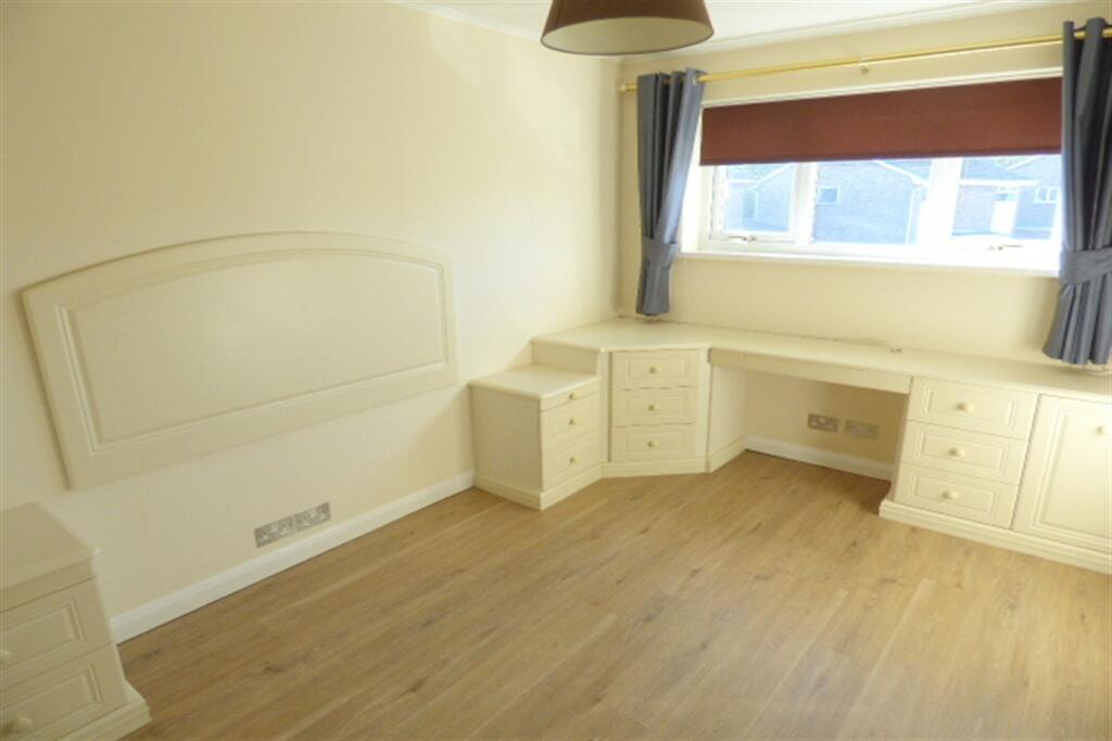 Bed 1 a