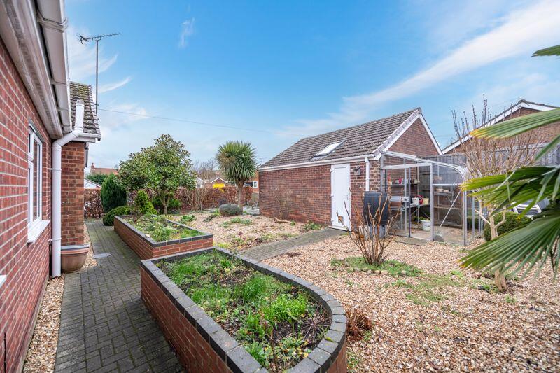 Rear garden/workshop/greenhouse