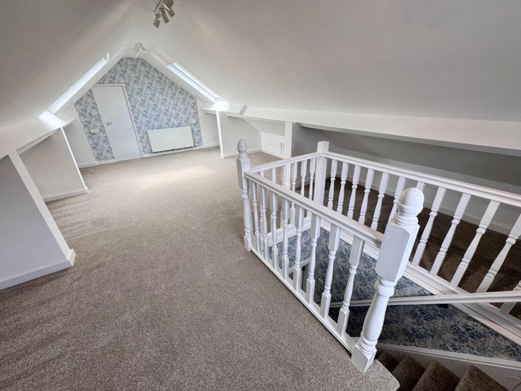 ATTIC ROOM