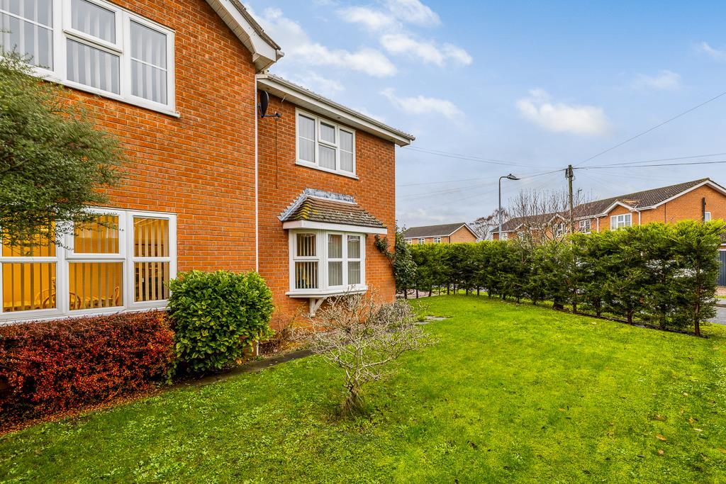 15 Meadway (Spalding)-14.jpg