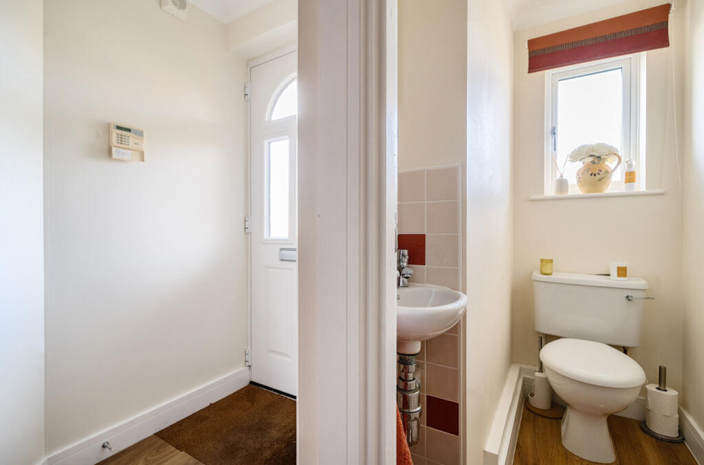 1328299-8-687e01a...