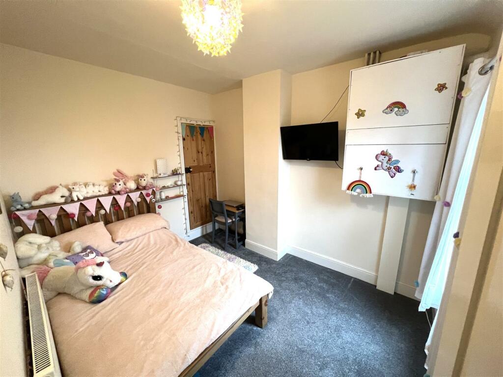 Bedroom 2A.JPG