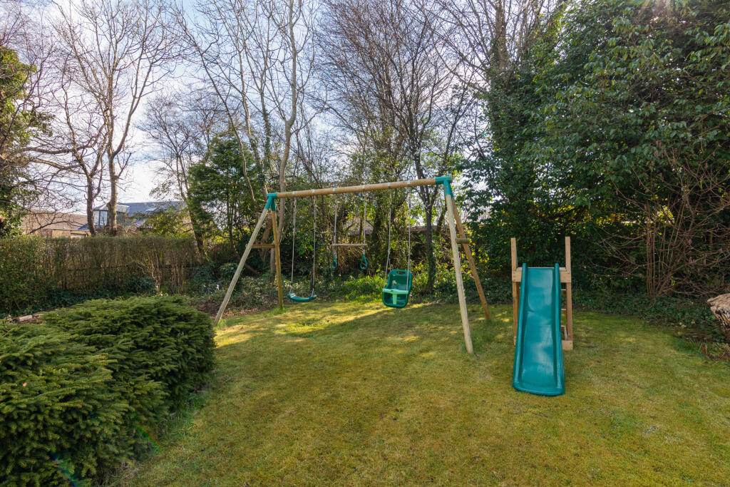 Hollybank Hagg Crescent Johnstone PPA5 8TB 4L-42