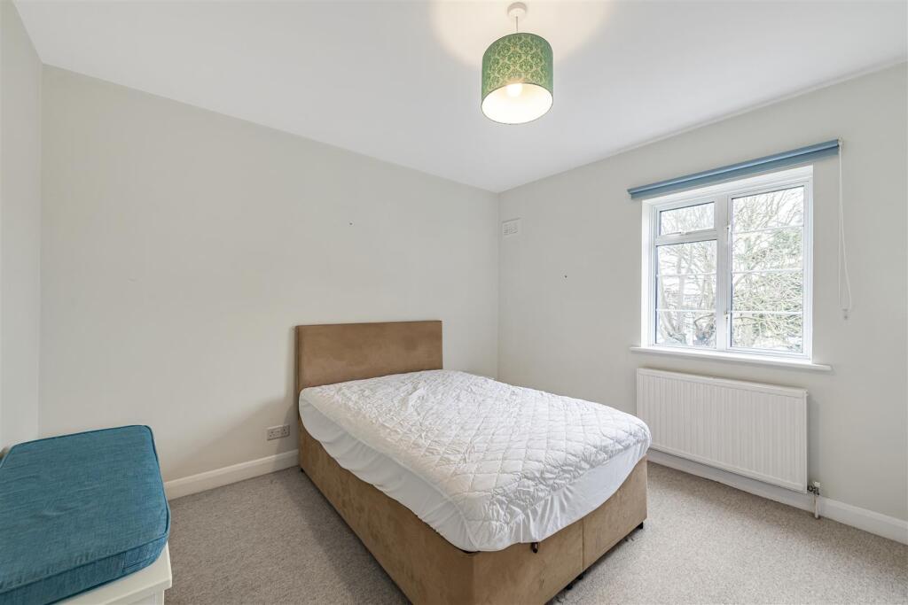 james_anderson_-_54_st_leonards_ct__12_.JPG