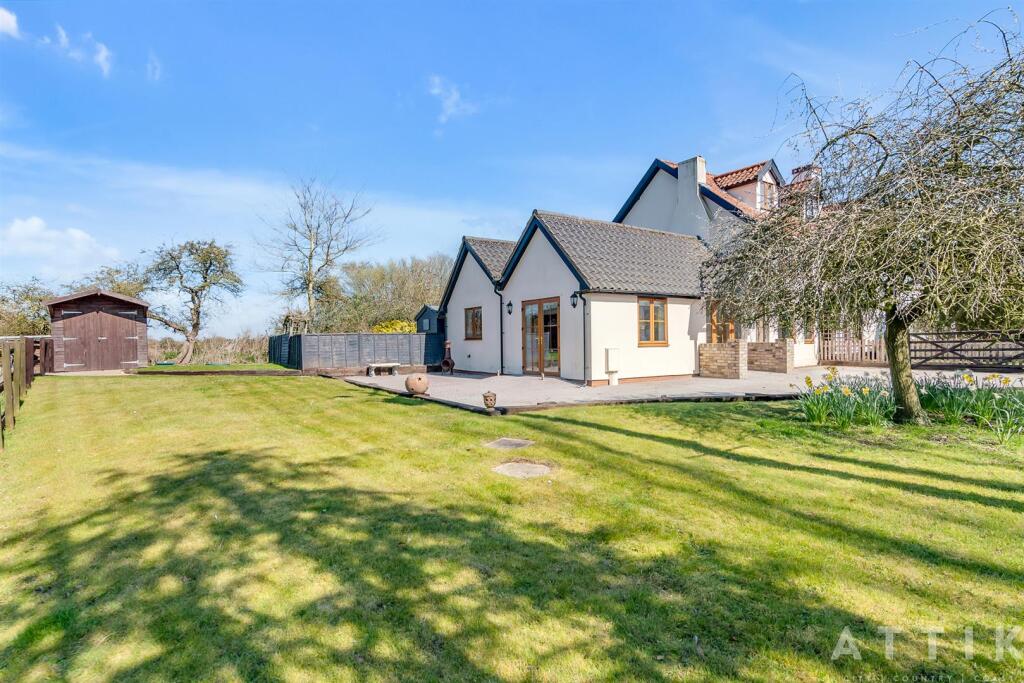 3 Town Farm Cottages, Chediston IP19 OBE (10).jpg