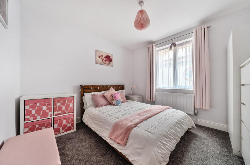 1302470-19-683821...