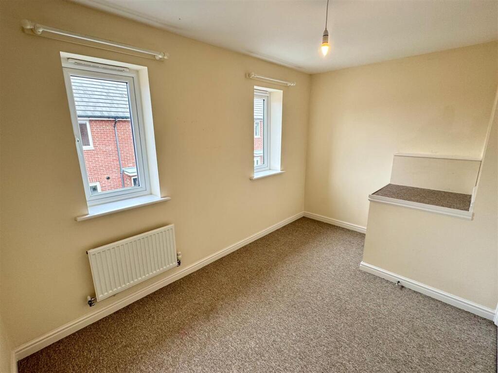 24 Stret Lowarth Bedroom 1