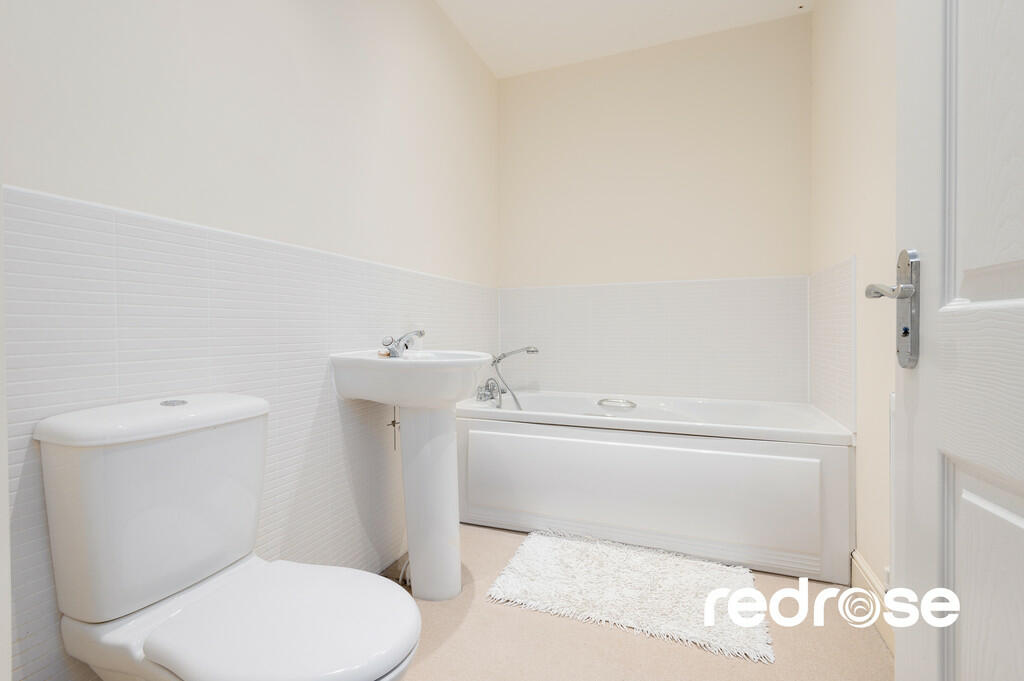 11 Robinson Close...