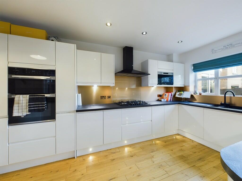 CAM01835G0-PR0096...