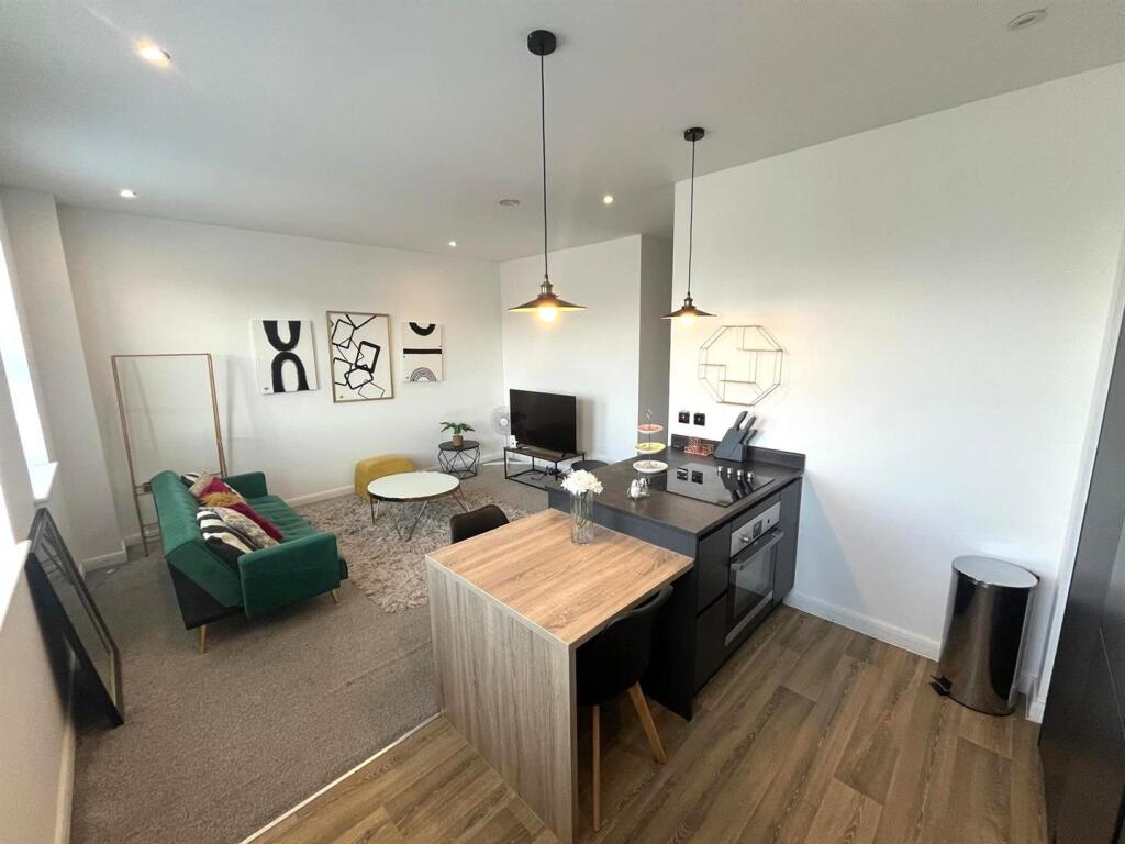 Open Plan Kitchen/Lounge/Diner