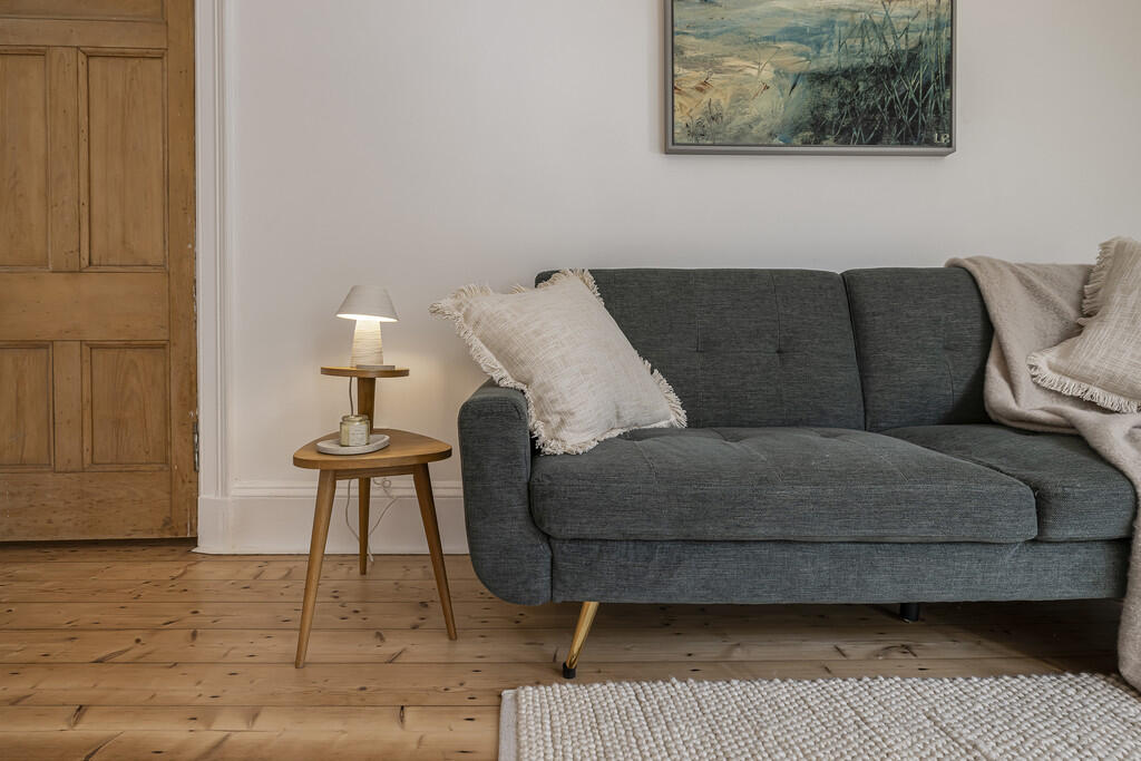 14-print-76 White...