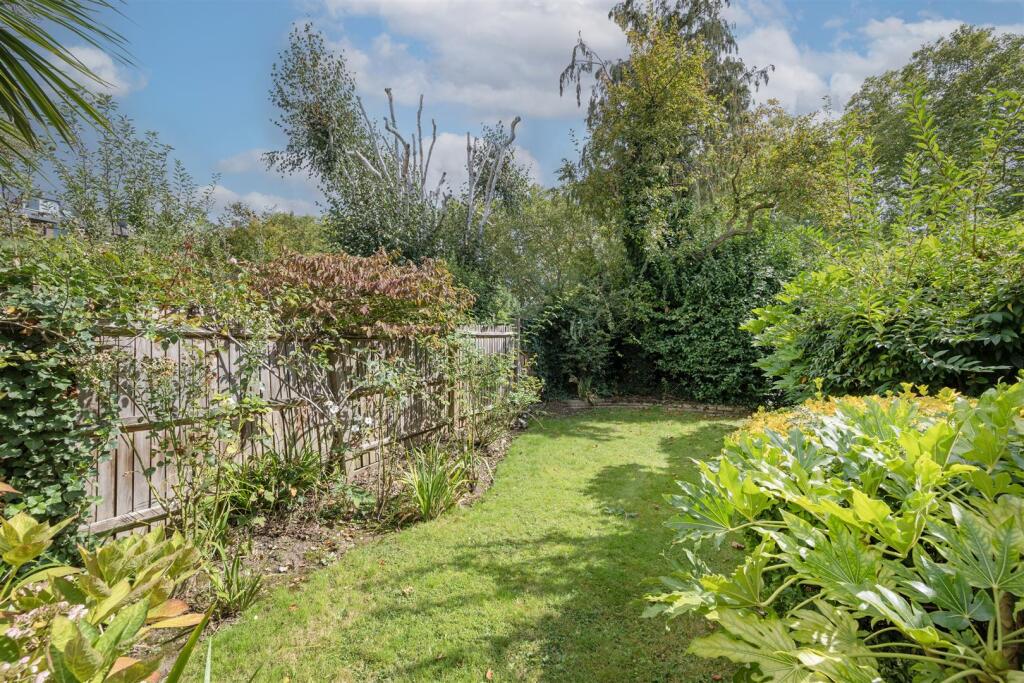 27c Elsworthy Road Lo-25.jpg