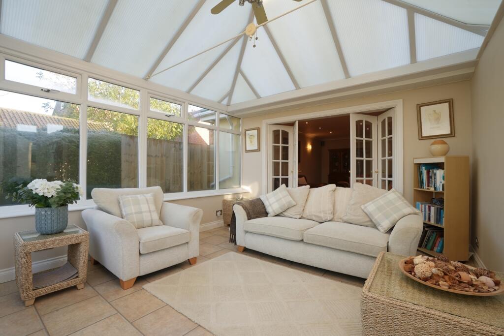 EweMove Scunthorpe Estate Agents - Conservatory