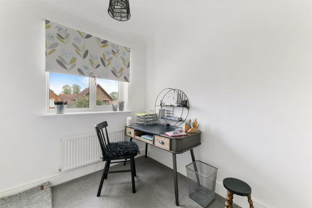 CHURCHILL ROAD (11).jpg