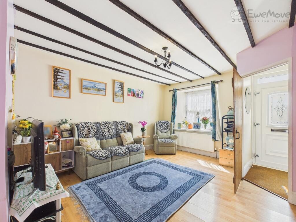 CAM03640G0-PR0050-STILL003