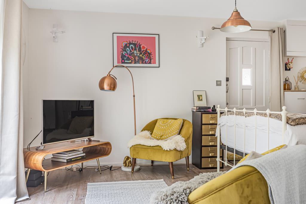 Reception/Bedroom