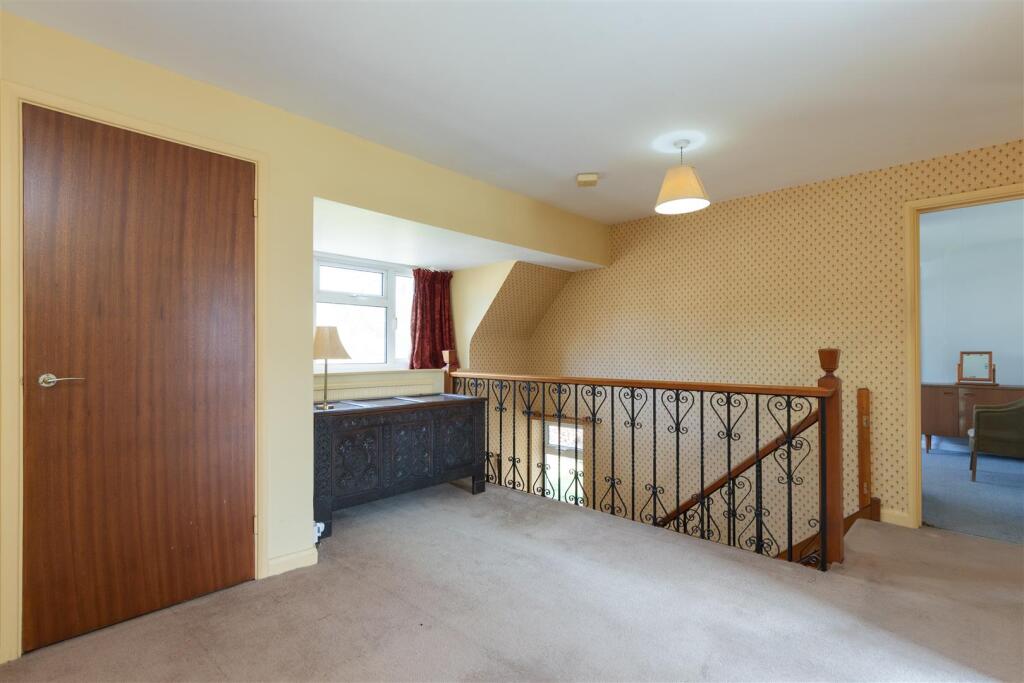 First Floor Landing 2.jpg