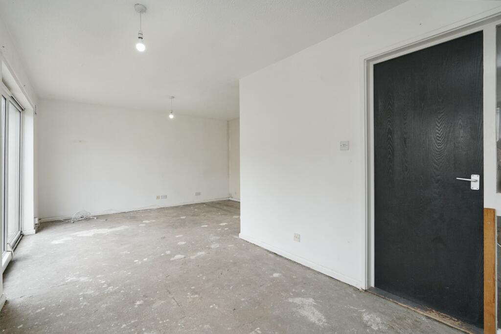 11 Tedburn Drive, Mansfield, Nottinghamshire, NG18 4QE