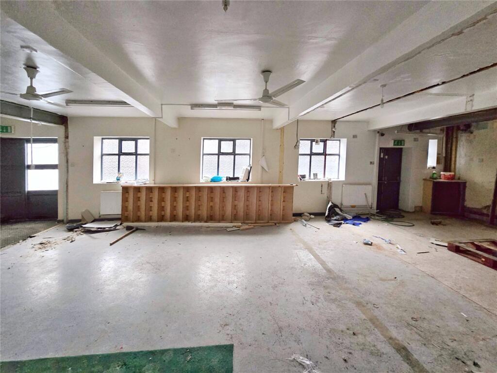 Open Plan Ground Flr