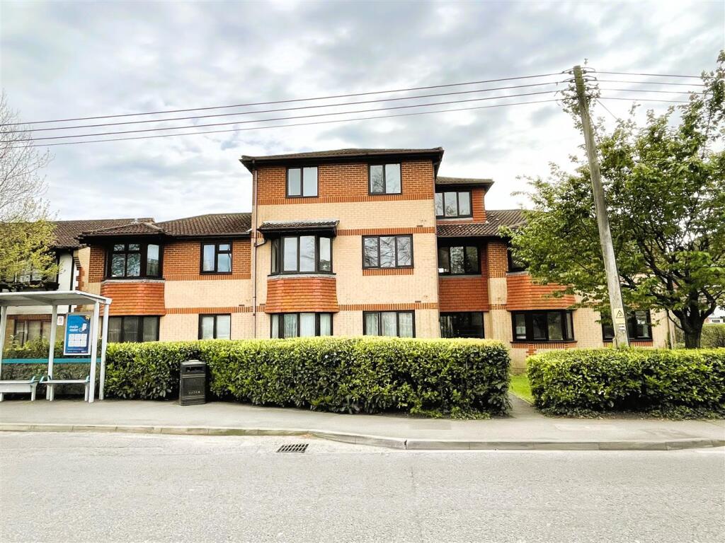 14 grove mews front.jpeg