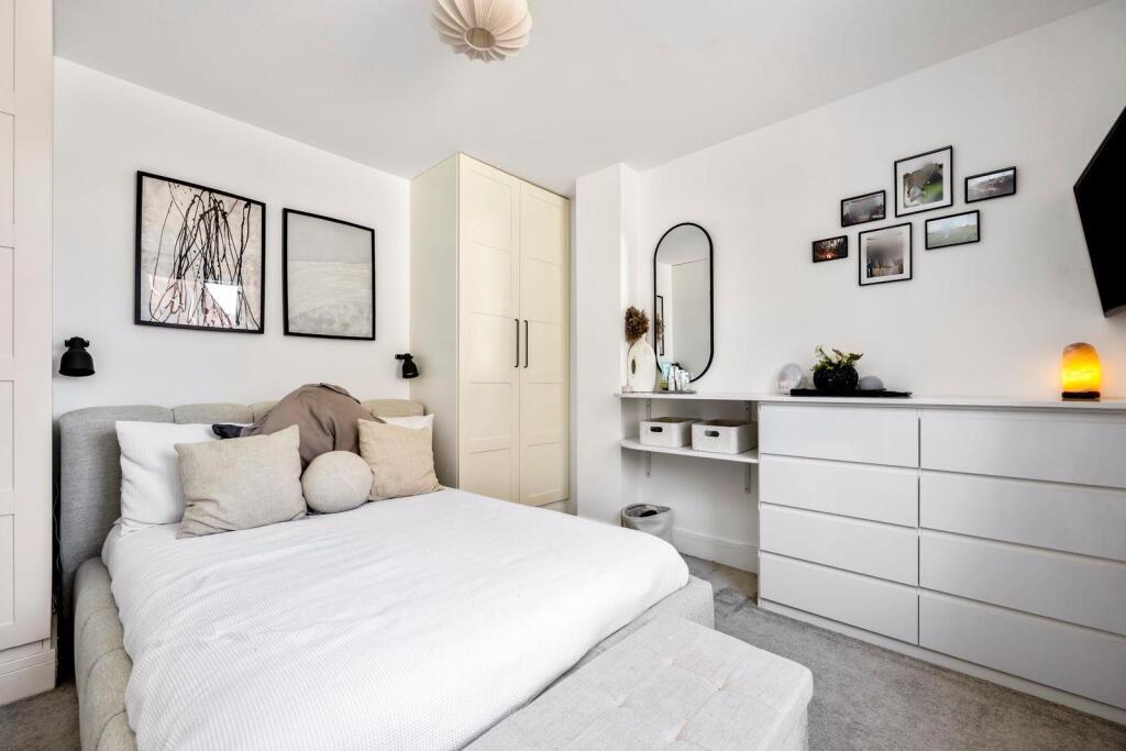 Drove Road 58 BEDROOM.jpeg