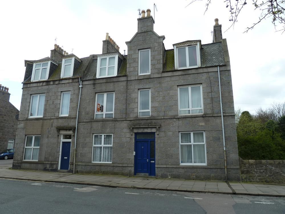 57 Bedford Place, 1st Right - Exterior