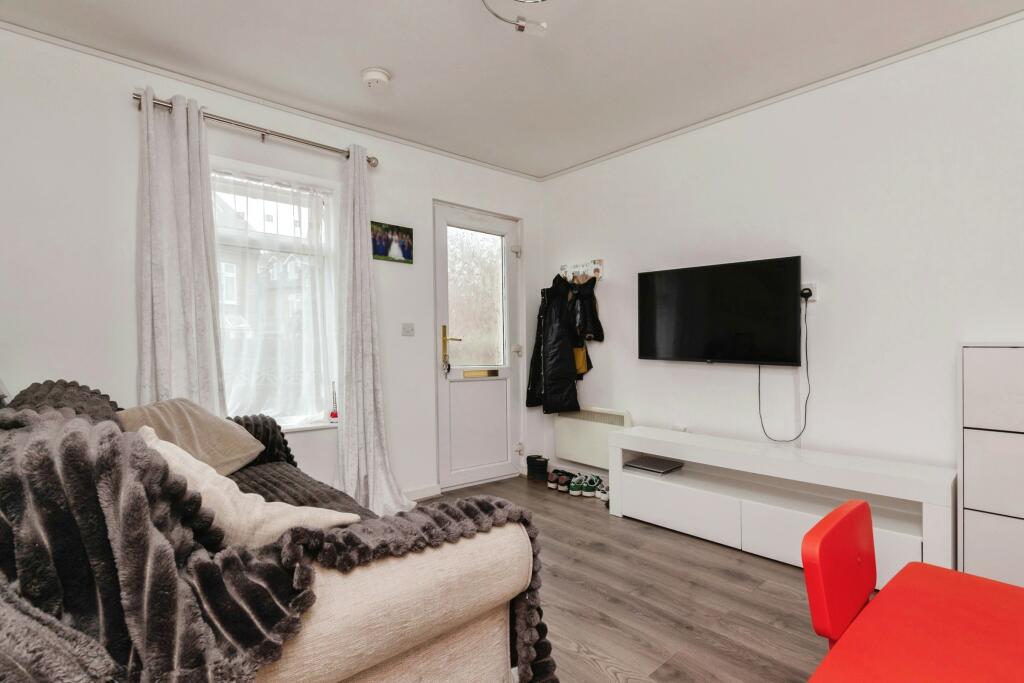 244a3b6e929eef118a696045bdcfedb6