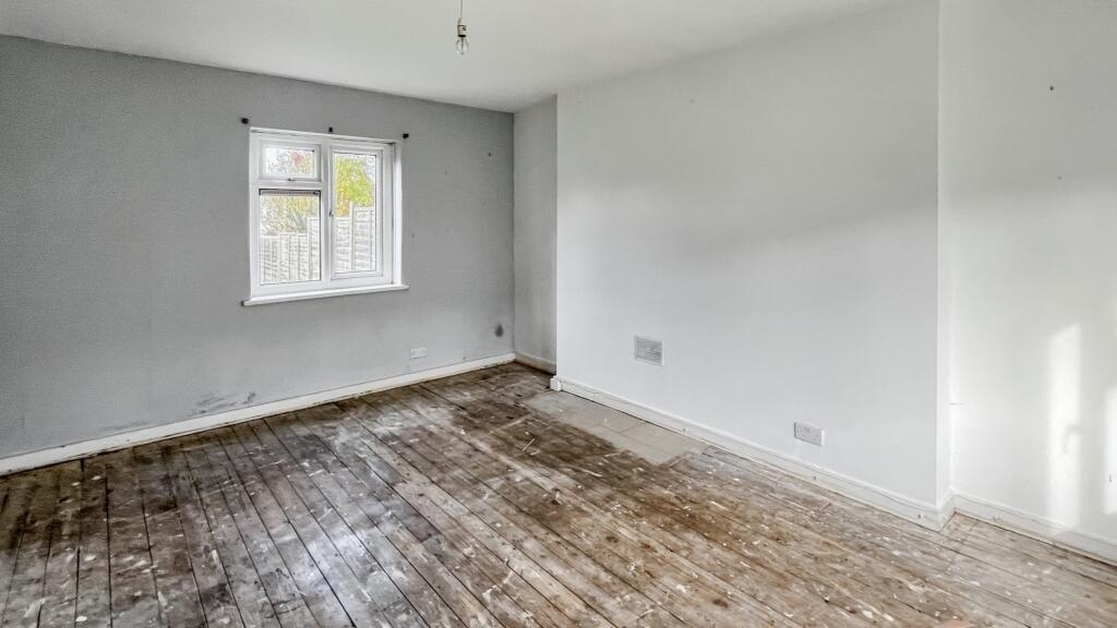 16 Heath Road, Crayford, Dartford, DA1 3NP