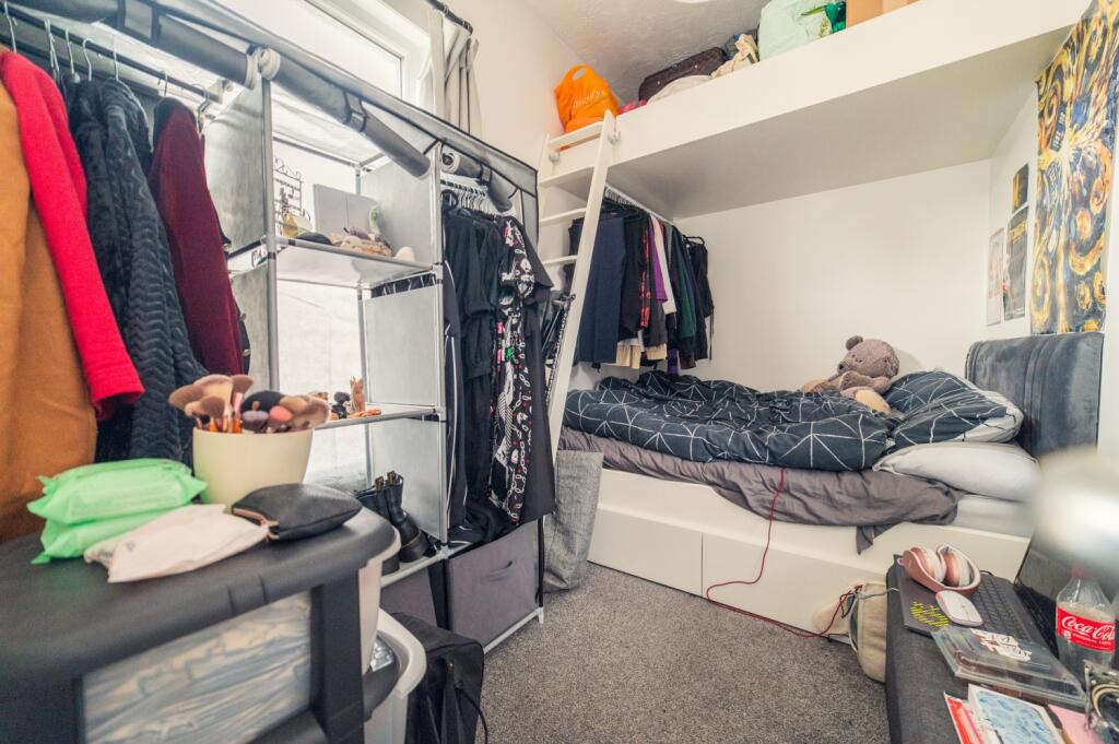 Call 02920 454555 to secure your viewing_9