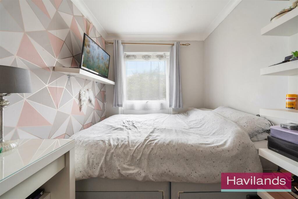 Clyfton Close-1.jpg