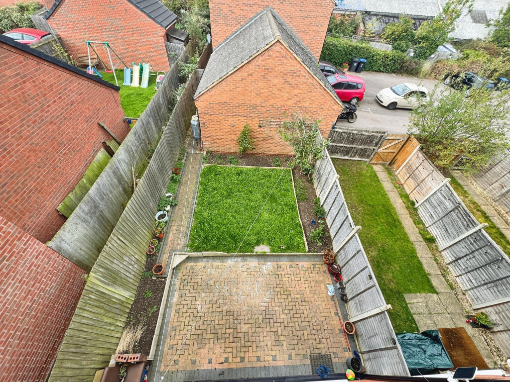 28 Lathkill Street, Market Harborough, LE16 9EY