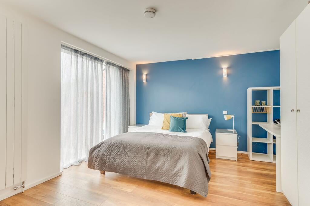 BEDROOMS AND BATHROOMS