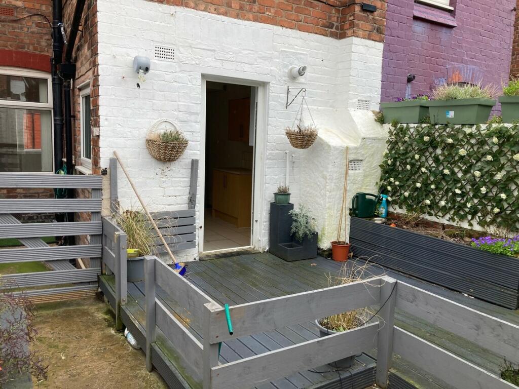 Outside - Rear