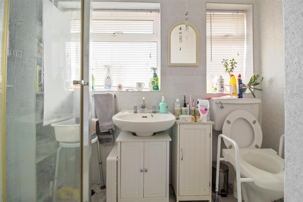 Mersey Road, 6-005.jpg