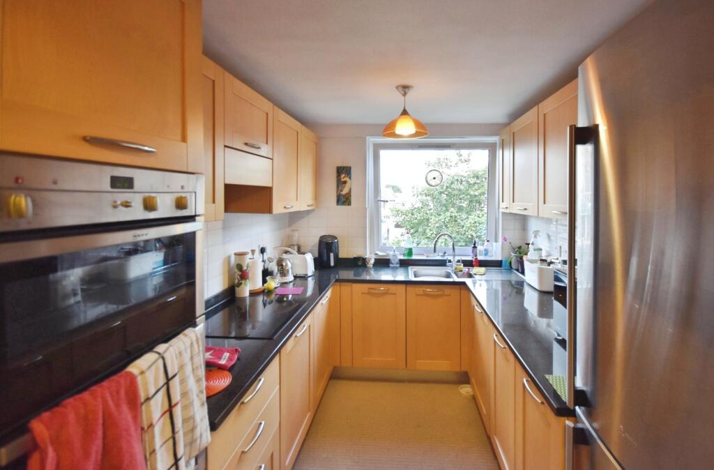 pbox-kitchen-344345.JPG