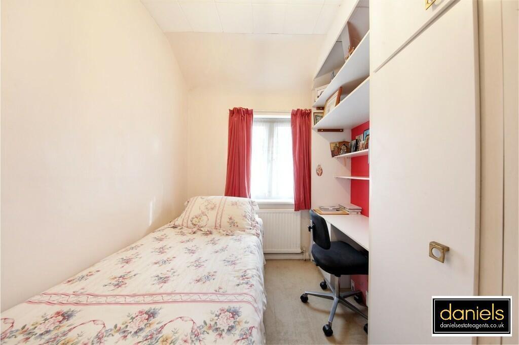 Bedroom 3.jpg